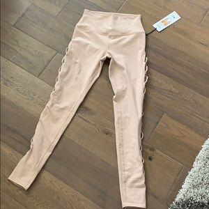 Alo Interlace Legging